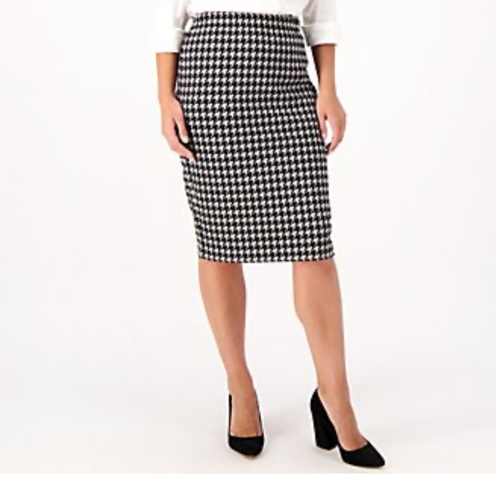 Susan Graver Regular Printed Ponte Pull On Pencil Skirt NWOT